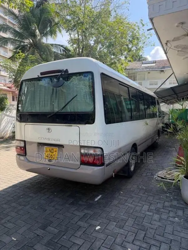 Toyota Coaster 2010 Bus (Used)