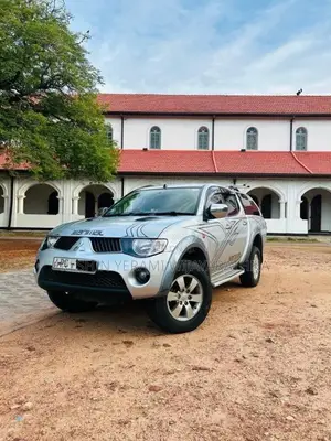 Mitsubishi L200 2007 Pickup (Used)