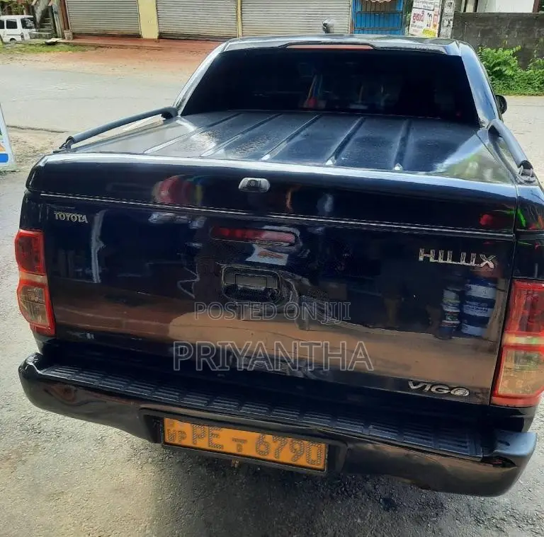 Toyota Hilux 2008 Pickup (Used)