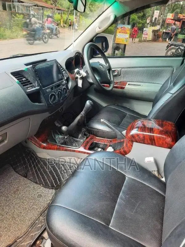 Toyota Hilux 2008 Pickup (Used)