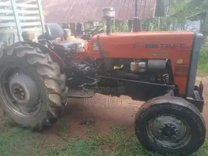 TAFE Tractor 2013 Tractor (Used)