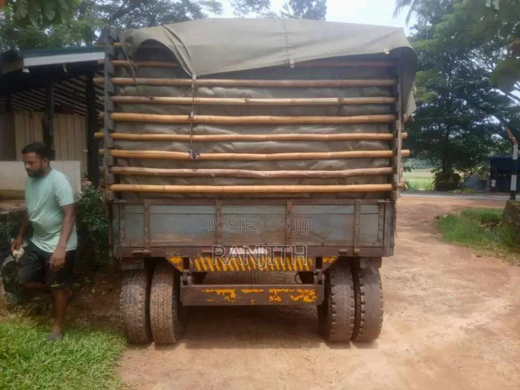TAFE Tractor 2013 Tractor (Used)