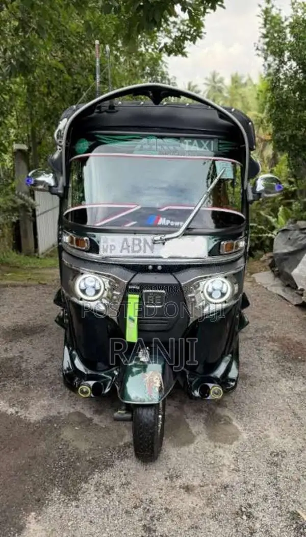 Bajaj RE 4 Stroke 2016 Three Wheel (Used)