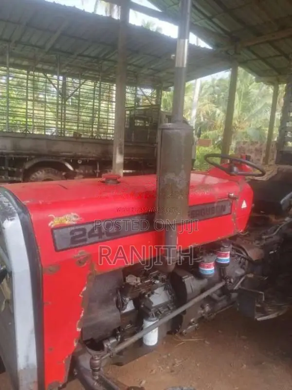 Massey-Ferguson 240 1996 Tractor (Used)