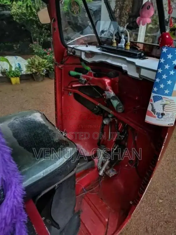Bajaj 2 Stroke 2007 Three Wheel (Used)