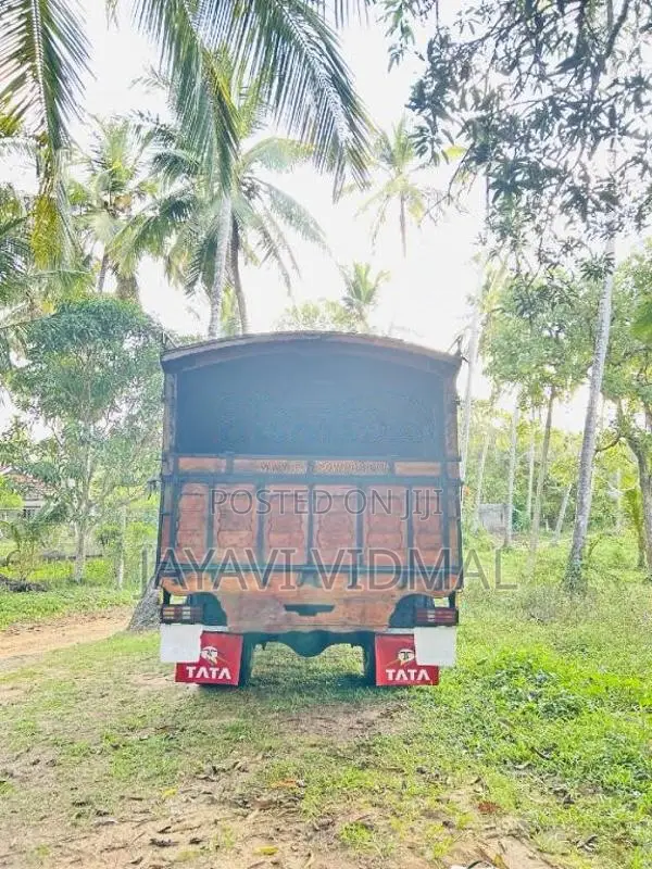 Tata 1210 1995 Lorry (Used)