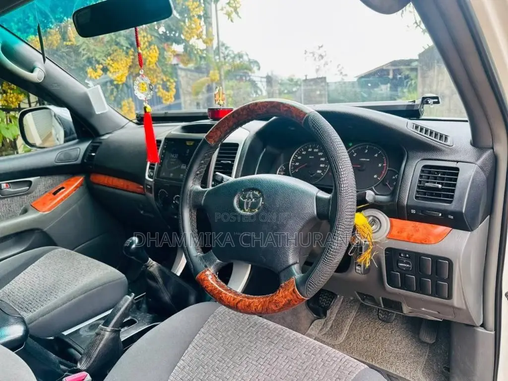 Toyota Prado 2005 SUV (Used)