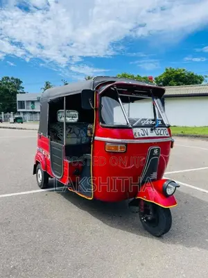 Bajaj 2 Stroke 2004 Three Wheel (Used)