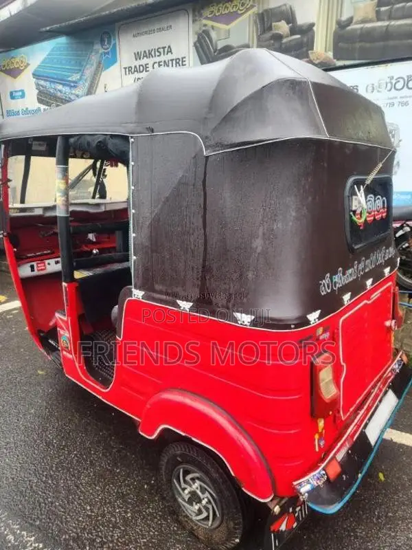 Bajaj 2 stroke 2005 Three Wheel (Used)