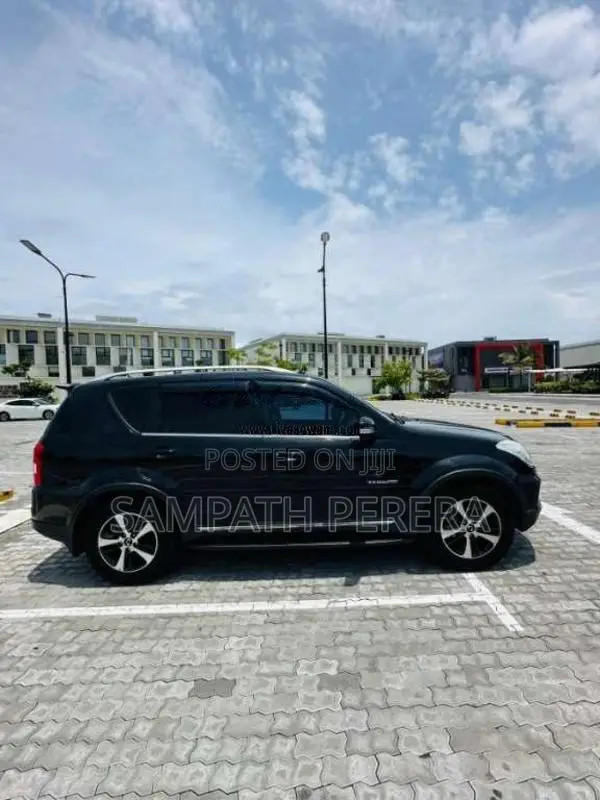 SsangYong Rexton 2015 SUV (Used)