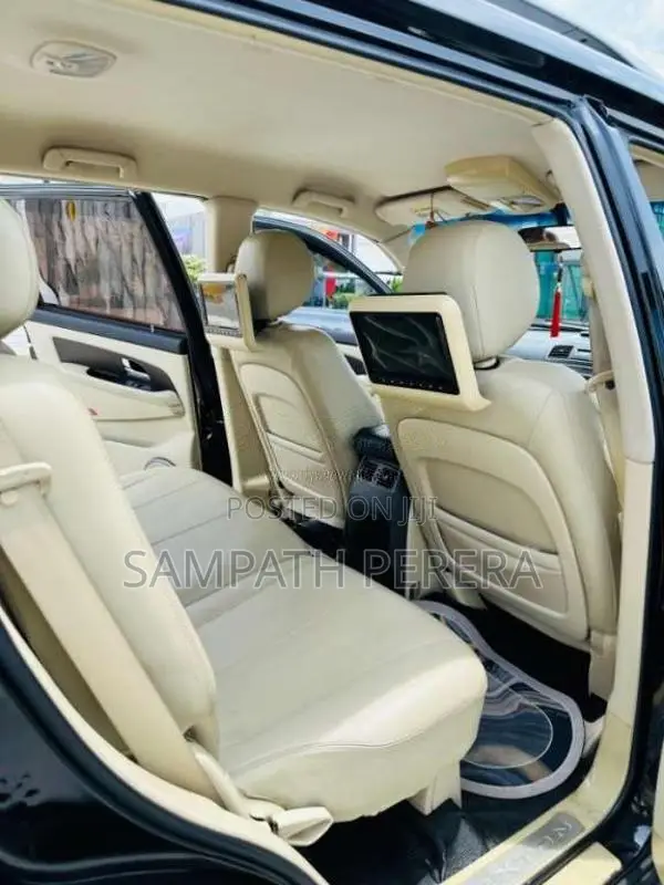 SsangYong Rexton 2015 SUV (Used)