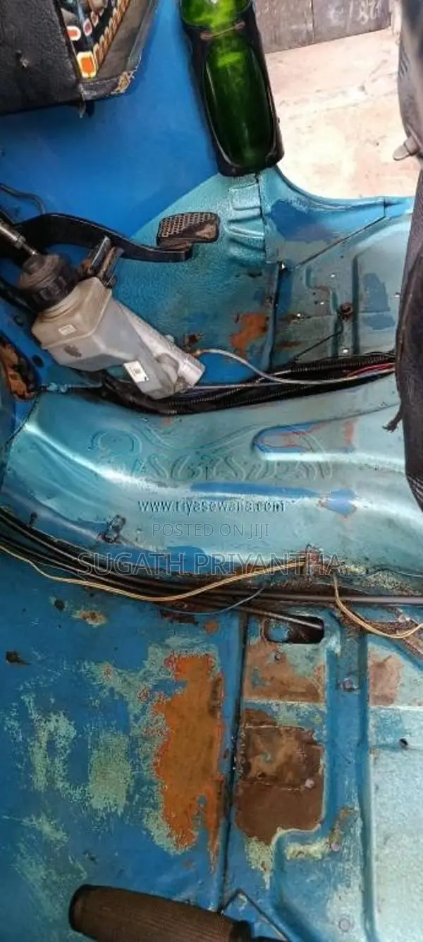 Bajaj RE 205 2011 Three Wheel (Used)