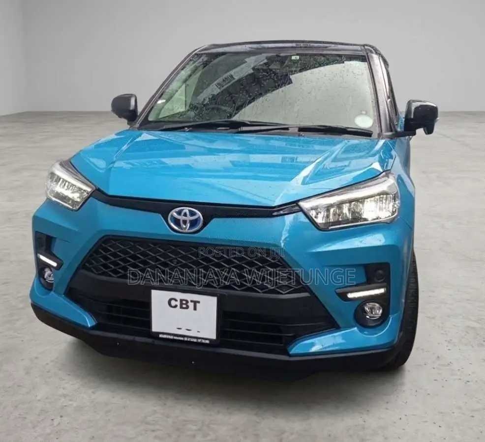 Toyota Raize Z Grade Hybrid2025 2022 SUV (Used)