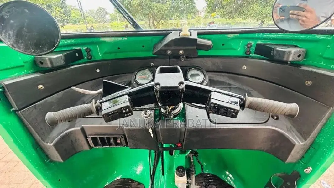Bajaj RE 2014 Three Wheel (Used)