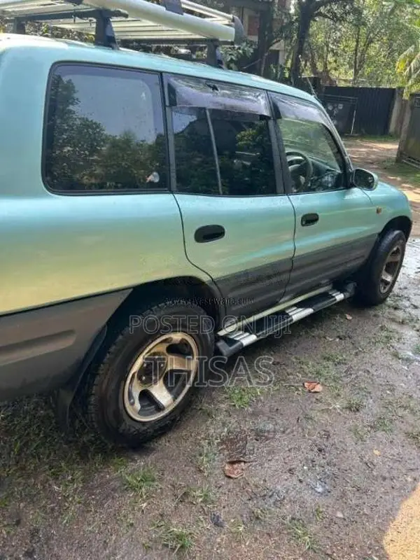 Toyota RAV4 1996 SUV (Used)