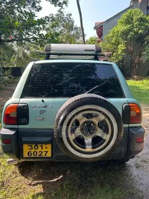 Toyota RAV4 1996 SUV (Used)