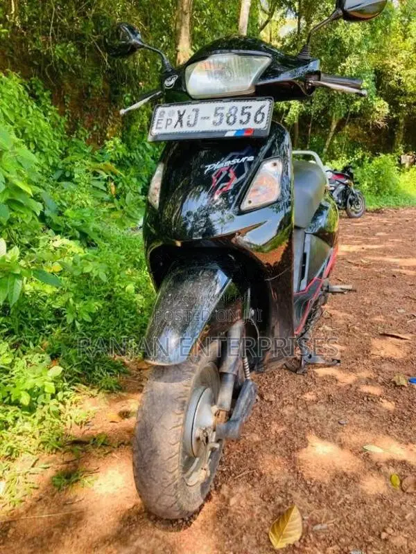 Hero Pleasure 2012 Motorbike (Used)