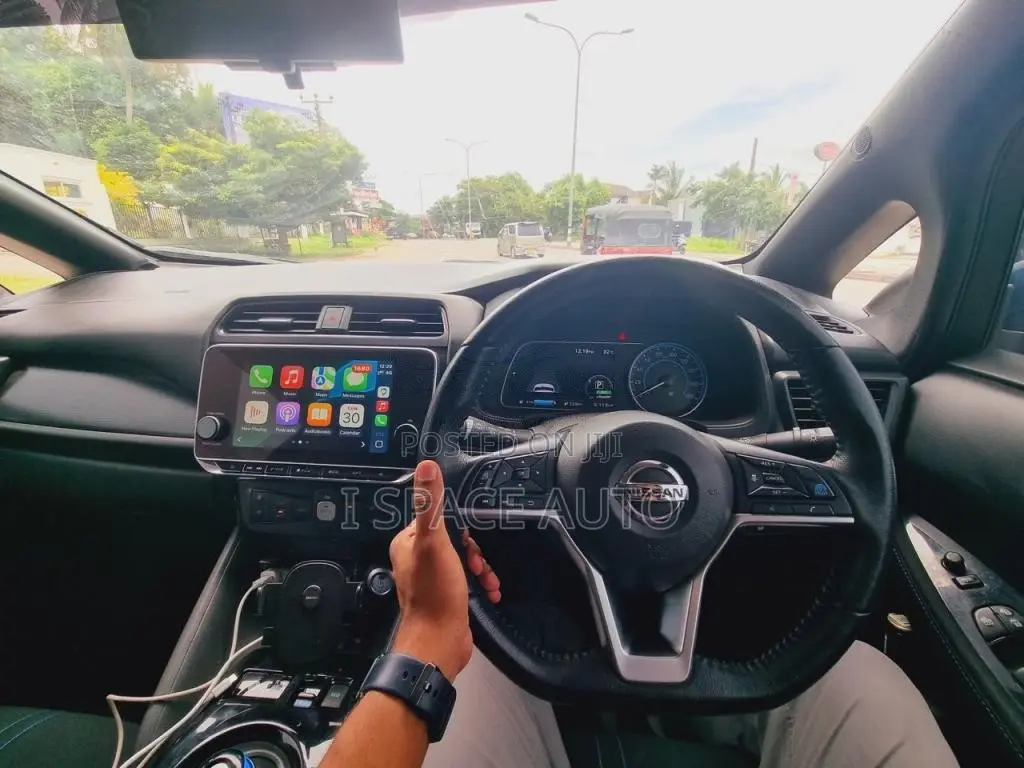 Nissan Leaf 2023 Car (Used)