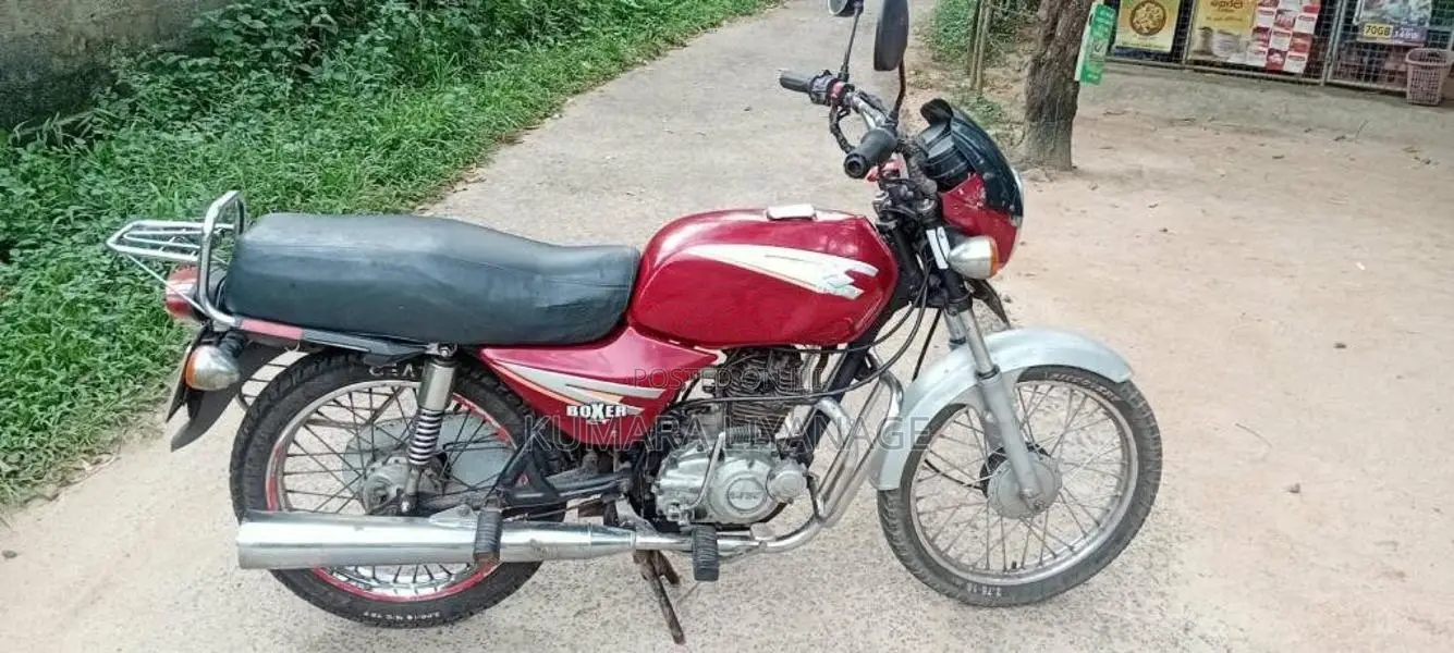 Bajaj Boxer 2006 Motorbike (Used)