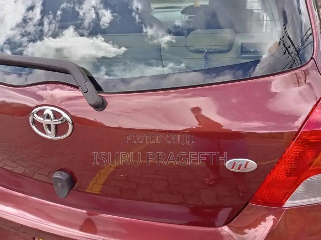 Toyota VITZ ILL 2007 Car (Used)