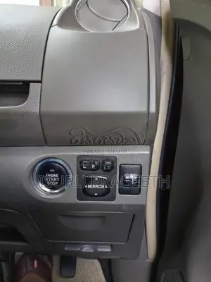 Toyota VITZ ILL 2007 Car (Used)