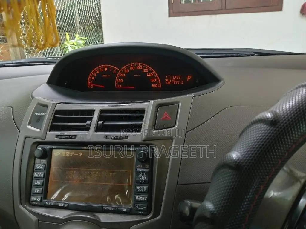 Toyota VITZ ILL 2007 Car (Used)