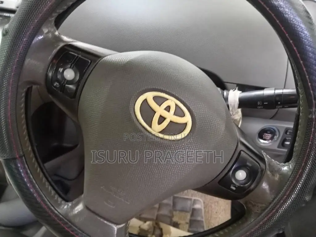 Toyota VITZ ILL 2007 Car (Used)