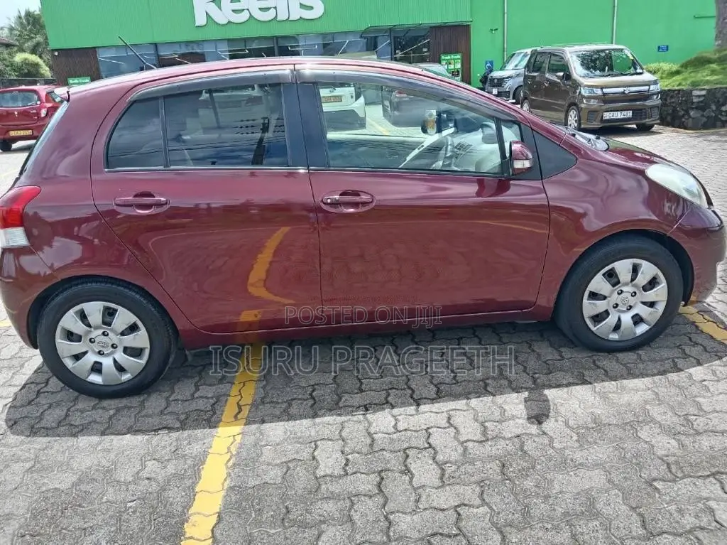Toyota VITZ ILL 2007 Car (Used)