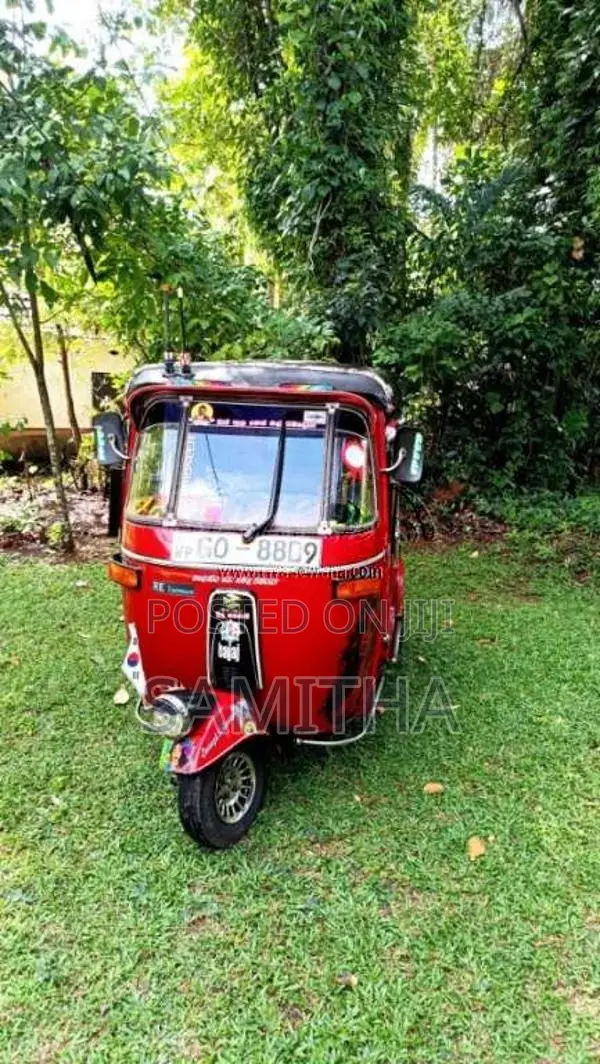 Bajaj 2 Stroke 2002 Three Wheel (Used)