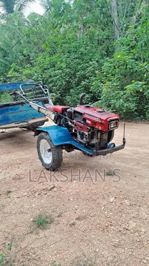 Kubota K8 2004 Tractor (Used)