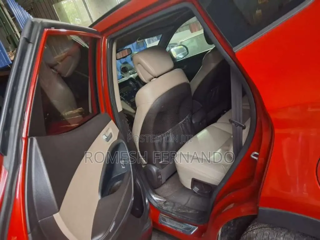 Hyundai Santa Fe 2014 SUV (Used)