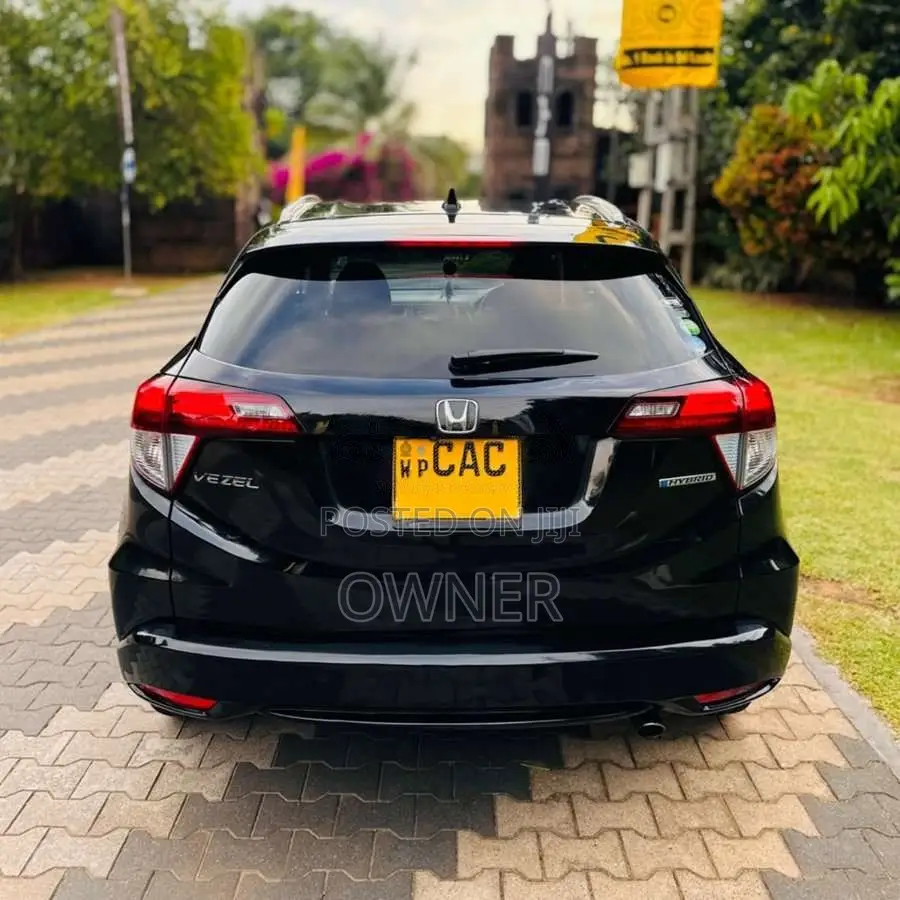 Honda Vezel Z 2014 SUV (Used)