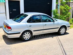 Nissan FB15 2000 Car (Used)