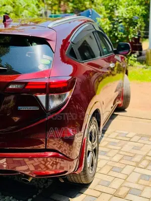 Honda Vezel 2014 SUV (Used)