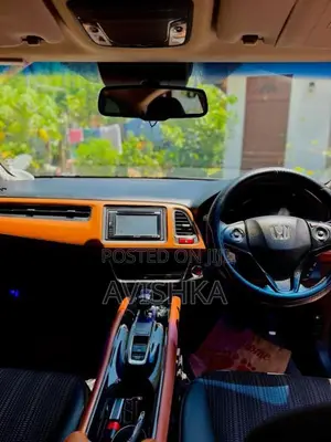 Honda Vezel 2014 SUV (Used)