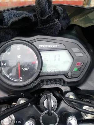 Bajaj Discover 2024 Motorbike (Used)