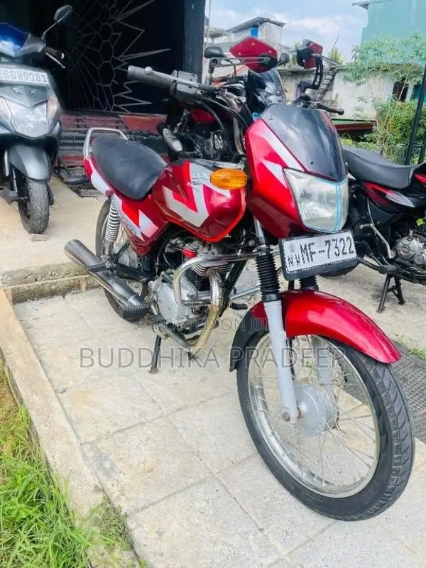Bajaj CT-100 2006 Motorbike (Used)
