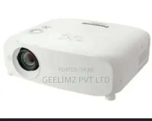 High Quality Affortable Used Projectors with Free Packages From 30k
