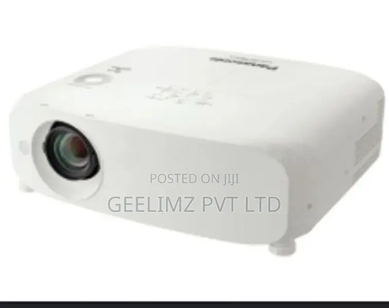 High Quality Affortable Used Projectors with Free Packages From 30k