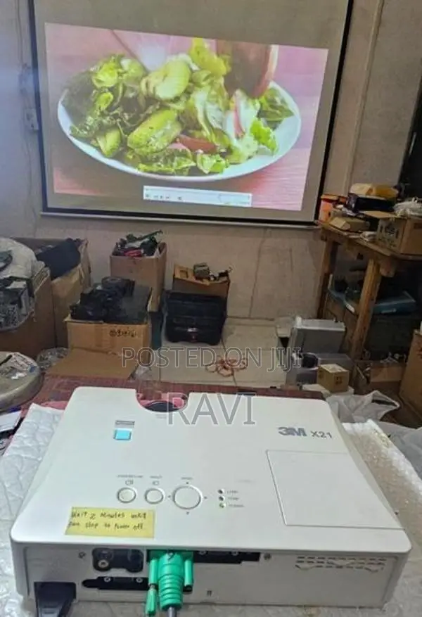 Projectors for classes Hitachi