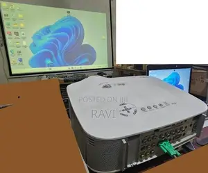 projectors 3M, Hitachi, NEC