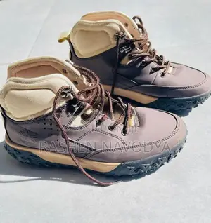 Timberland Hiking Boots – US Size 7