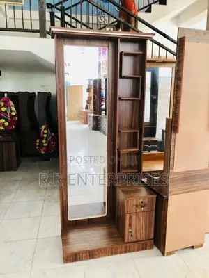 Modern Melamine Dressing Table .