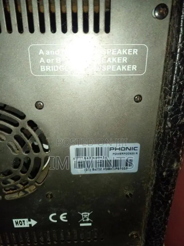 Phonic Powered Mixer