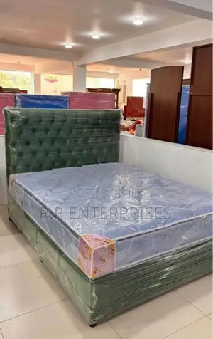 New 6*4 Ft 72*48 Cushion Divan Bed And Spring Mattresses .