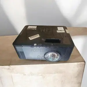 short throw projector