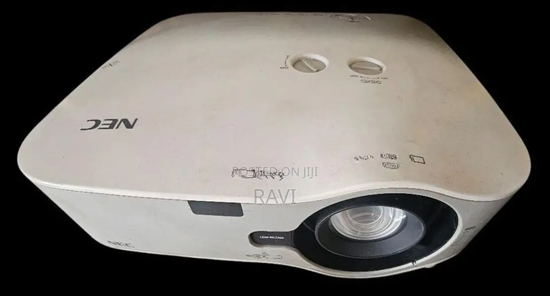 projector Lum 4200 (Nec)