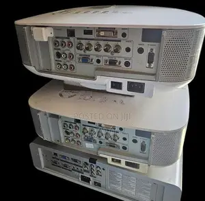projector Lum 4200 (Nec)