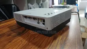 LC-XBL21 Projector