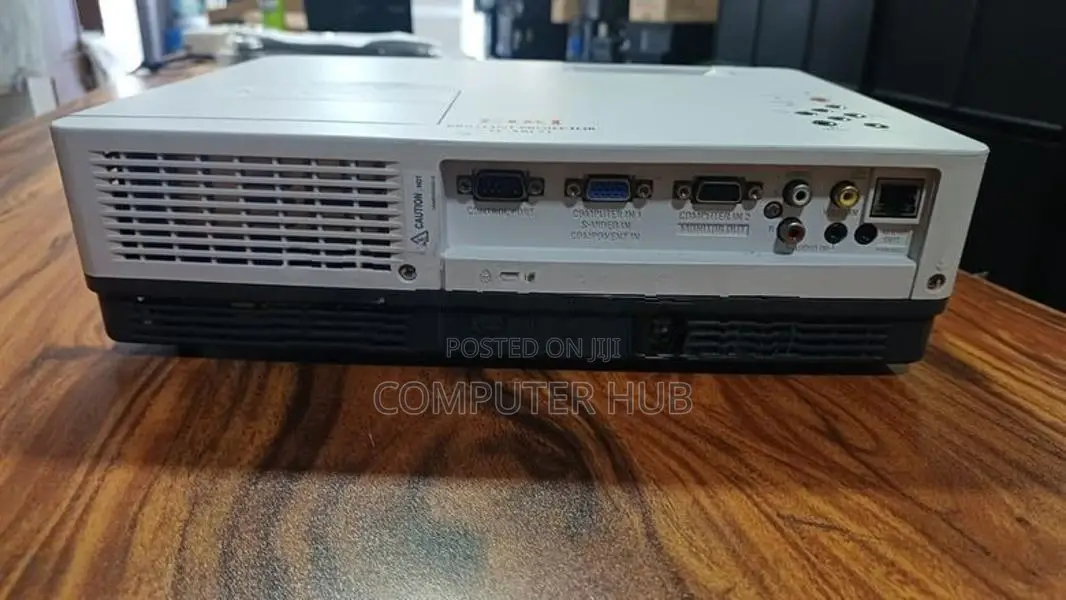 LC-XBL21 Projector